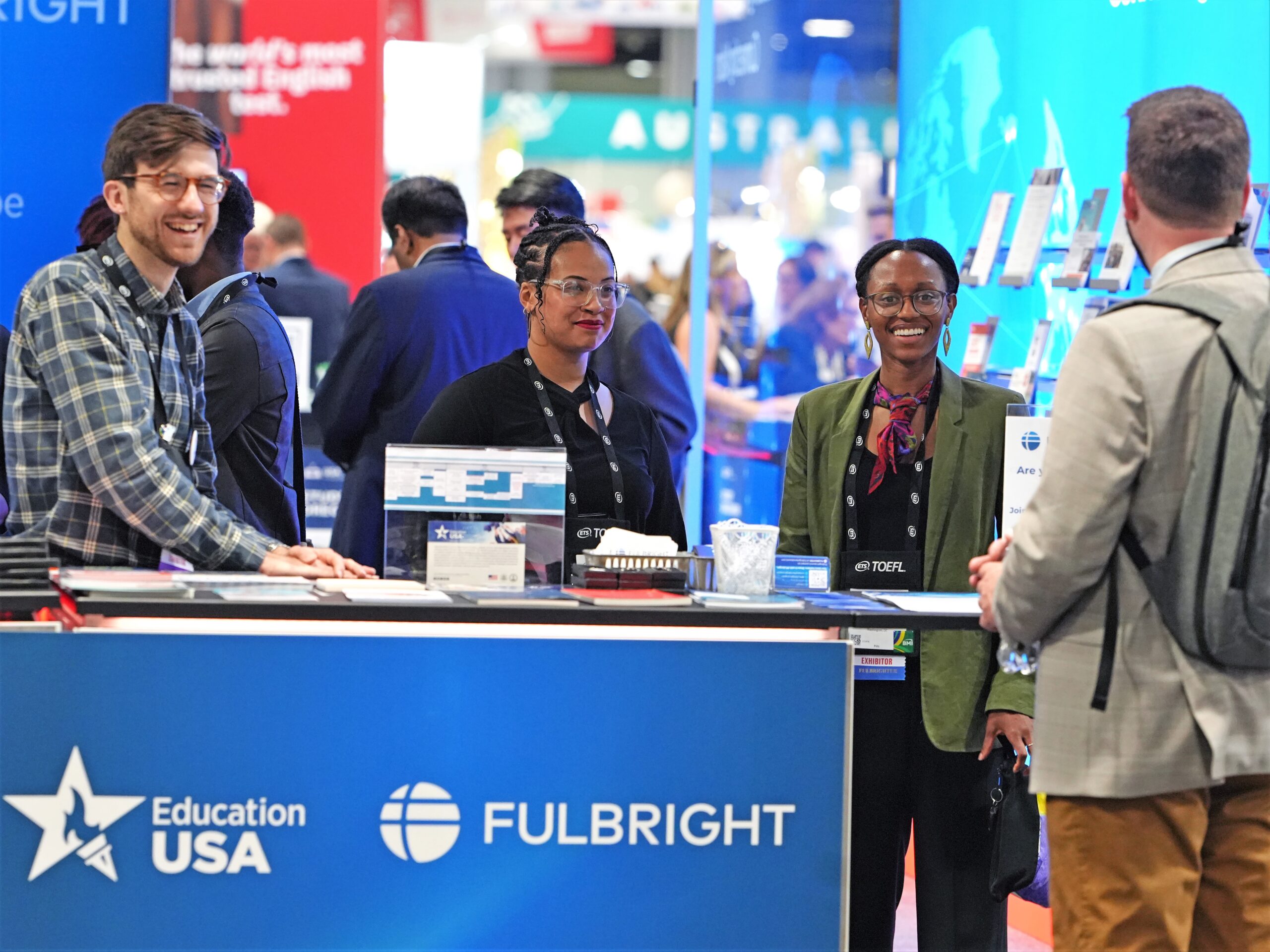 Fulbright Connects with Alumni and International Educators at NAFSA 2023