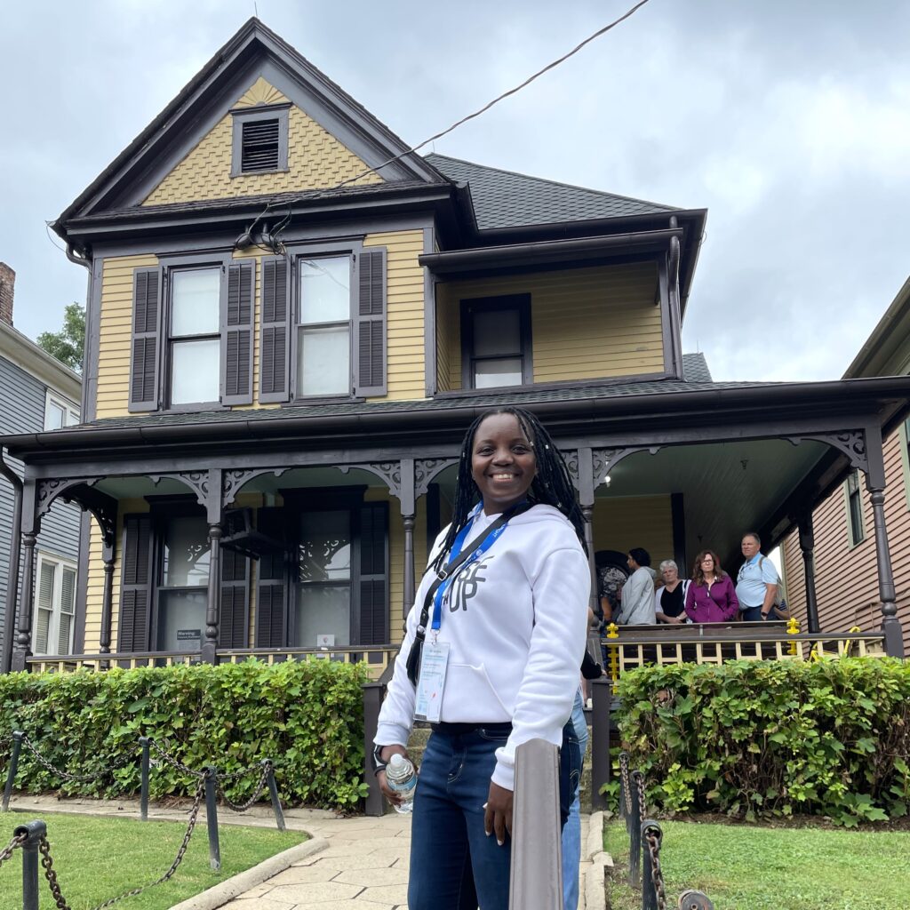 Jeanne standing outside Martin Luther King's house